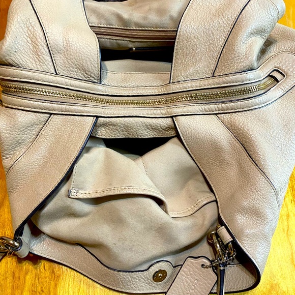 Coach double strap tan bag no A1757-F57545 3 compartment *Please note ink marks - Picture 12 of 14